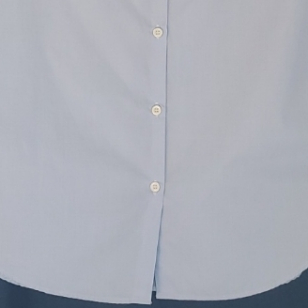 Gallego Desporte, Sleeveless Button Back Shirt, Light Blue, Size M - Picture 6 of 13